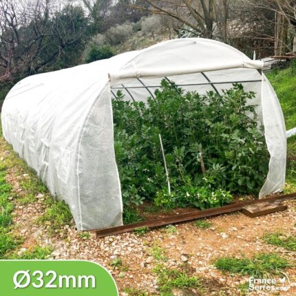 Serre tunnel 24m² avec fenêtres latérales et large porte enroulable - Bâche renforcée et structure Ø32mm