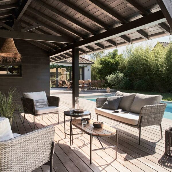 Salon de terrasse 4 places en résine tressée et table gris