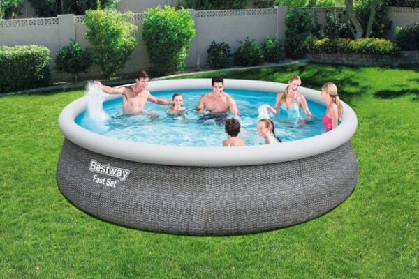 Piscine hors-sol autoportante gonflable FAST SET BESTWAY Diam.4.57 m x H.1.07 m
