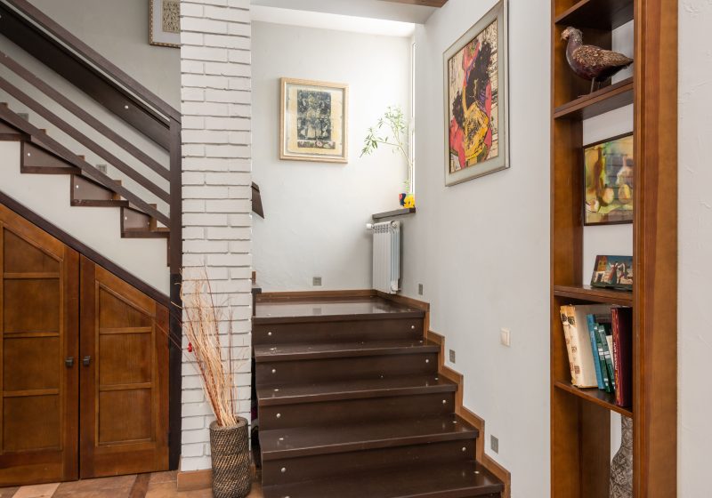 Quel papier peint poser dans une montée d&rsquo;escalier ?