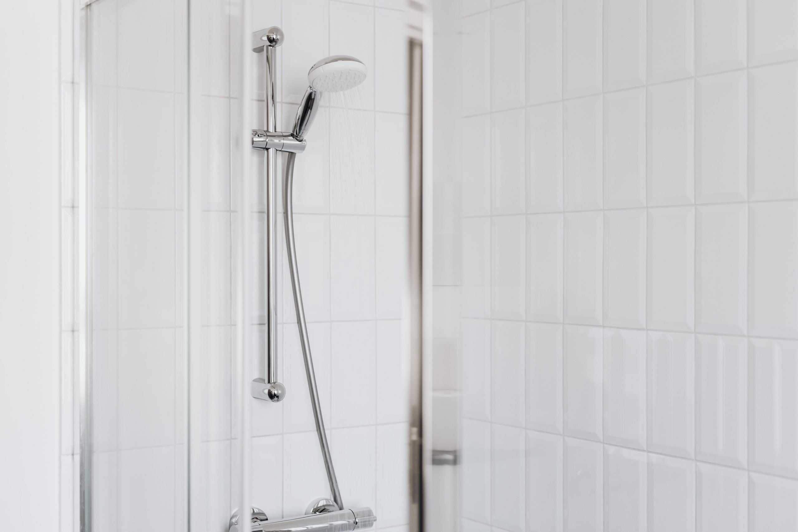 Quelle colonne de douche choisir selon ta configuration ?